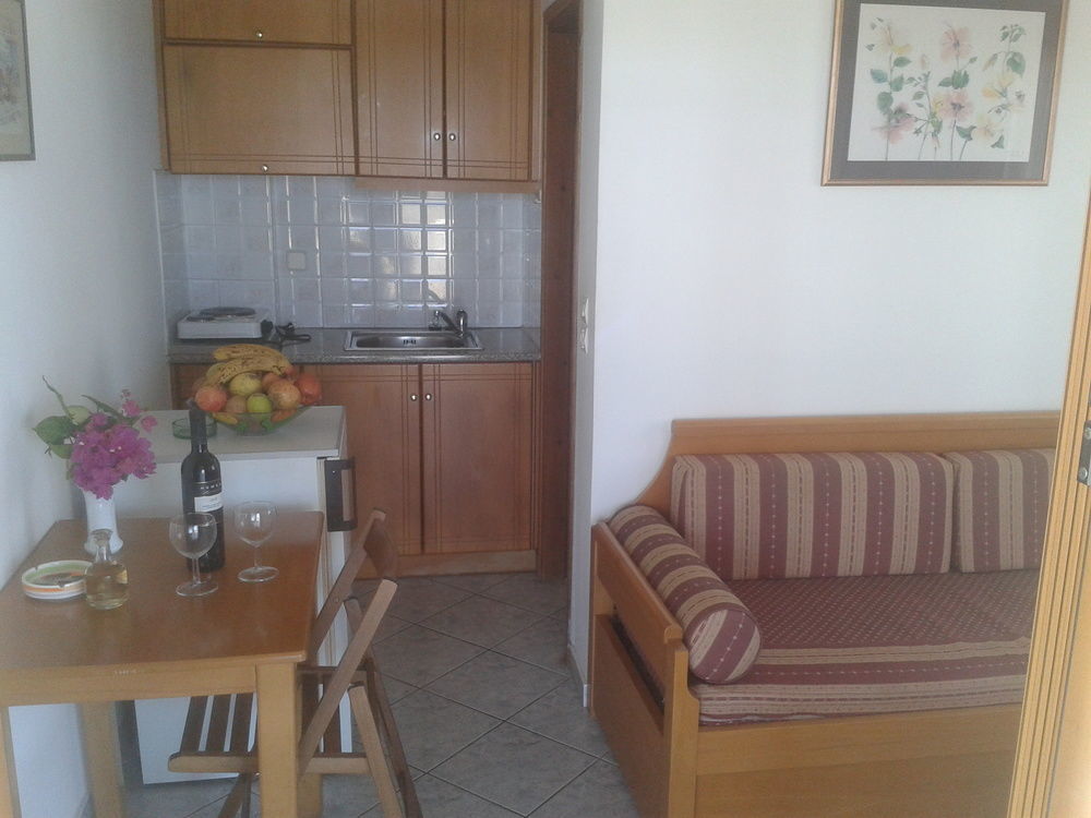 Angela Apartments Kato Daratso Dış mekan fotoğraf