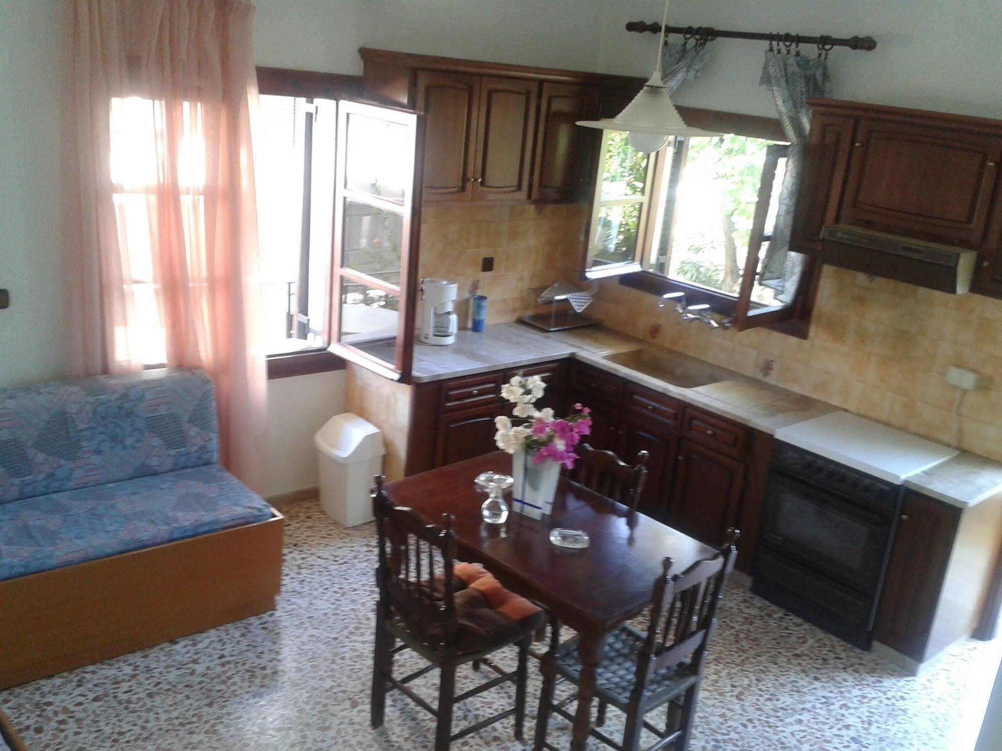 Angela Apartments Kato Daratso Dış mekan fotoğraf