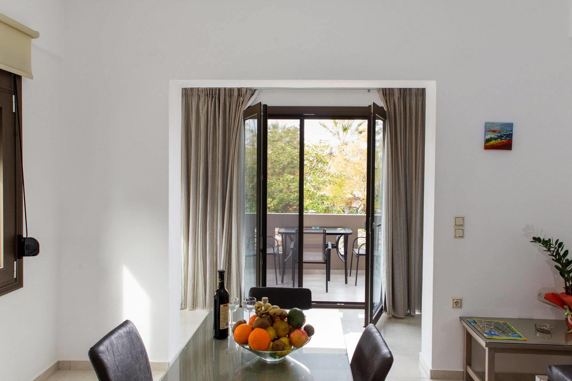 Angela Apartments Kato Daratso Dış mekan fotoğraf