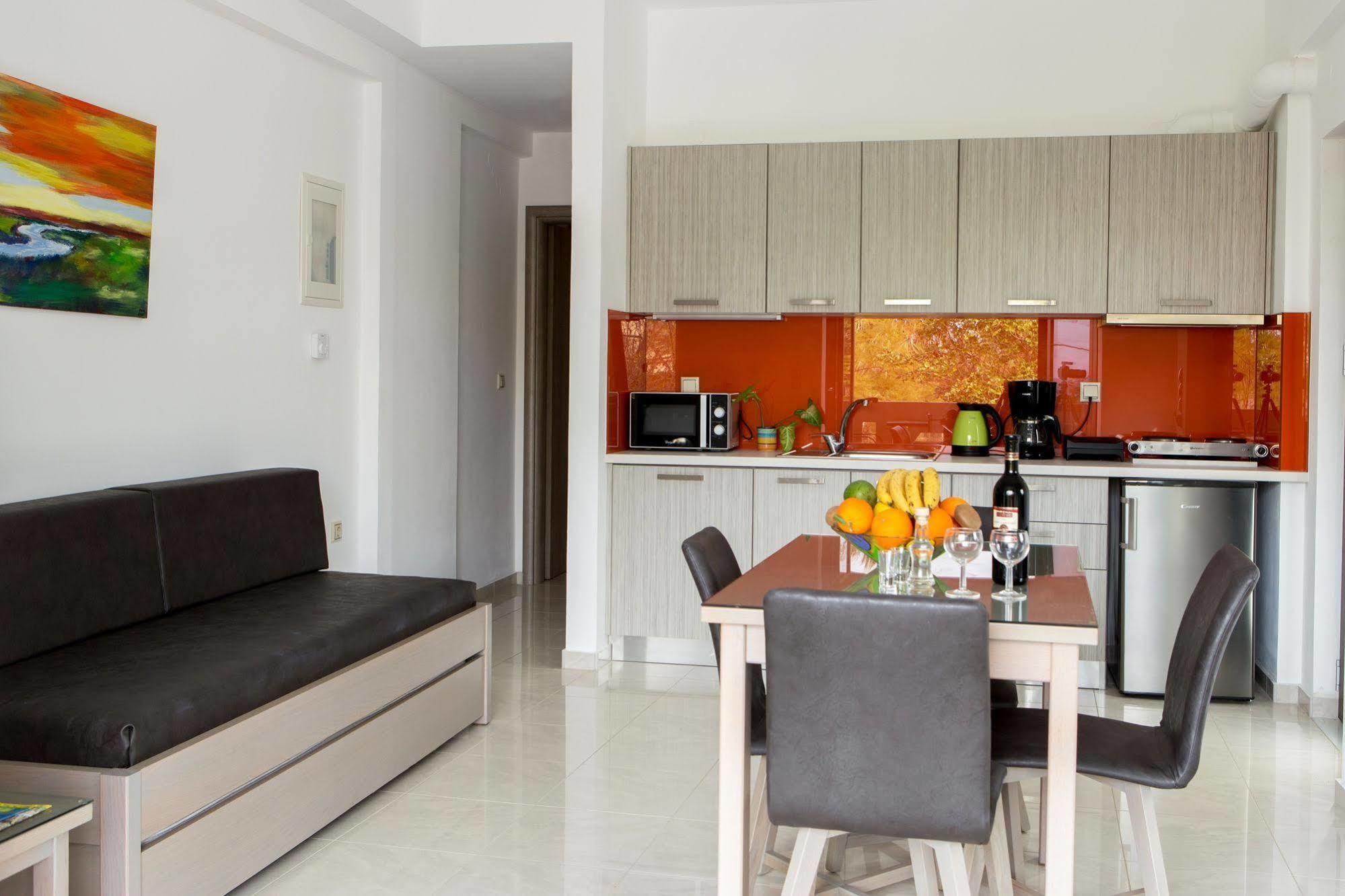 Angela Apartments Kato Daratso Dış mekan fotoğraf