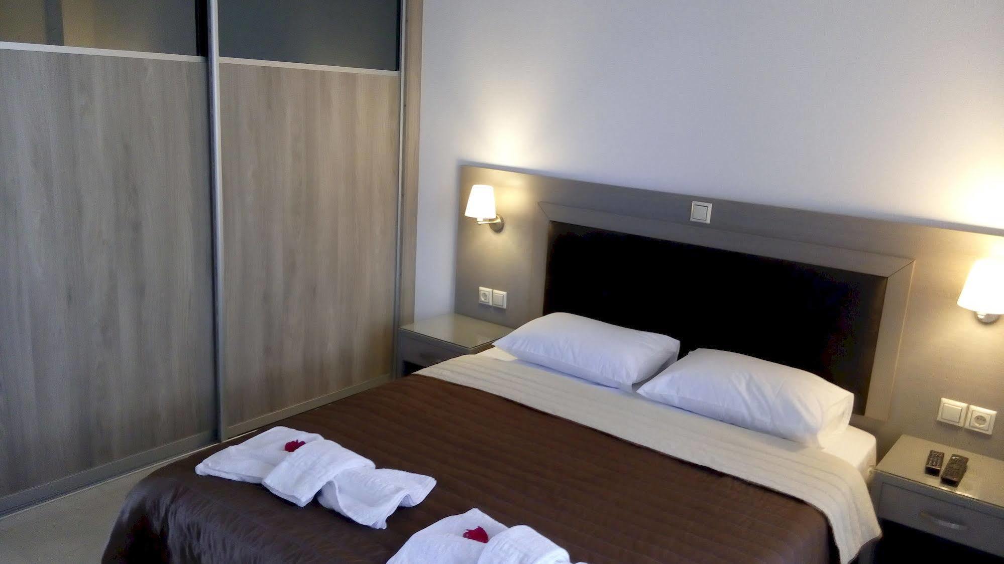 Angela Apartments Kato Daratso Dış mekan fotoğraf