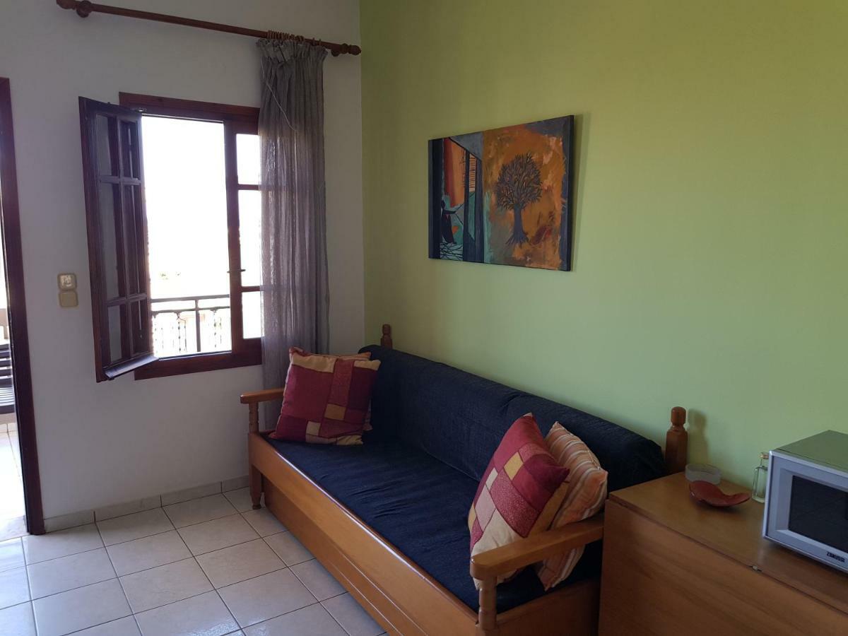 Angela Apartments Kato Daratso Dış mekan fotoğraf